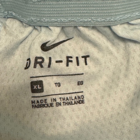 MEN'S NIKE BASKETBALL Shorts Size XL CV1912-498 Baby Blue Pink White - Picture 2 of 3